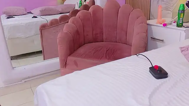 EmmaLeens webcam