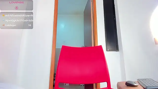 Nicole_Paradise webcam