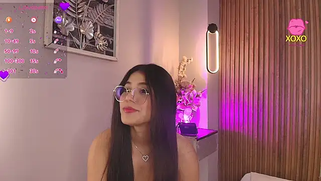 ariana_jhonson1
