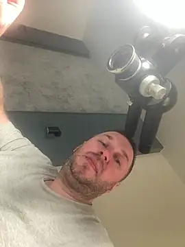 DorianJeday webcam