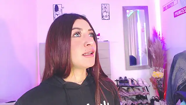 Anna_belly
