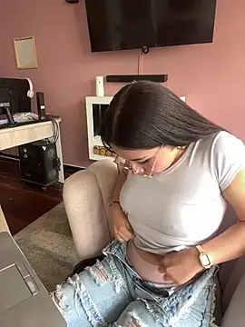 CelesteBlack_Pink webcam
