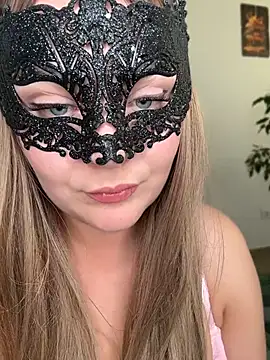 Blonde_Cougar