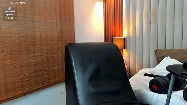 Ryo_kush live sex cam