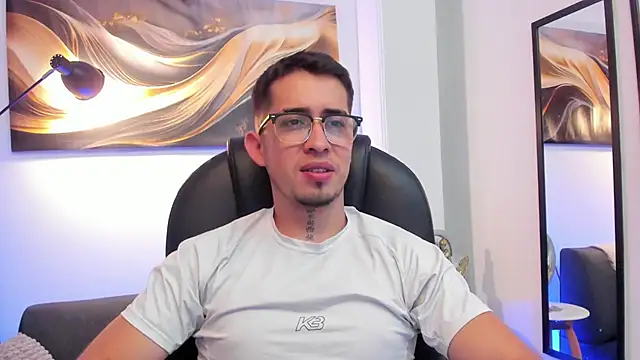 Tommas_Jhonson webcam