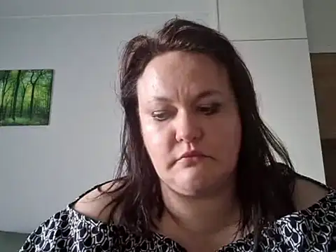 OpheliaMilf webcam