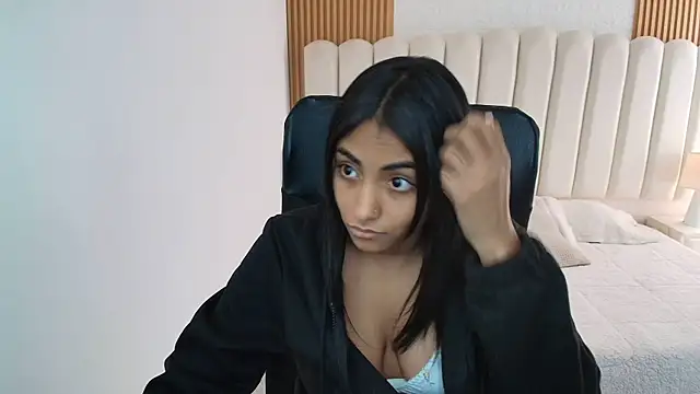 shaneelle webcam