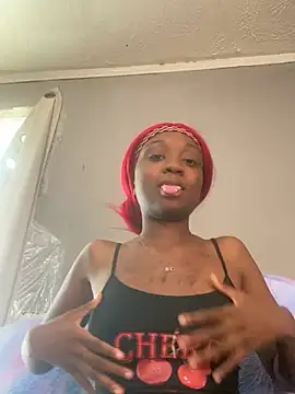 hennessybaby21 (F young) - Squirt Show Outside 😝💦