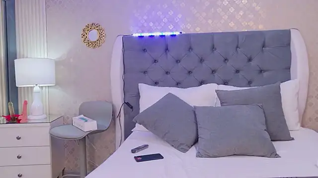 ZoeWilliis webcam