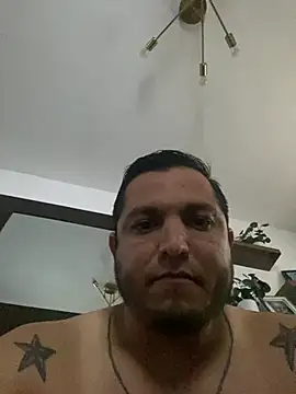 HOTB0Y18 webcam