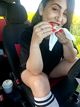 charrlote_love (F milf) - Pussy play ❤️👅🫦