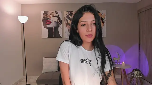 LilaWest webcam