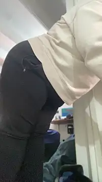Chloee_Peach webcam