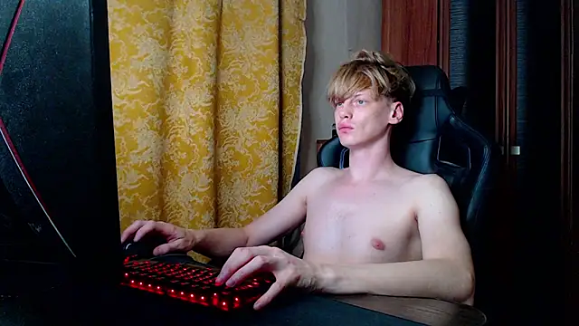 shy_redstar webcam