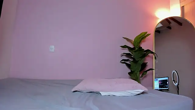 moan_hot webcam