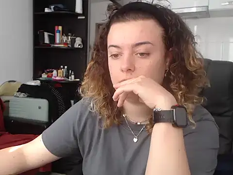Cruella101 webcam