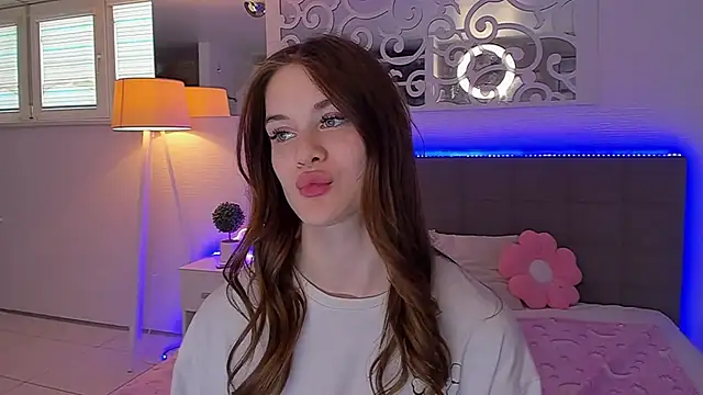 LuisaClover webcam