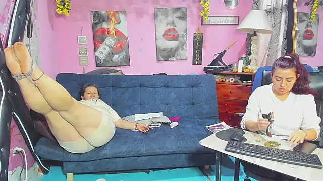 lesbiancuple webcam