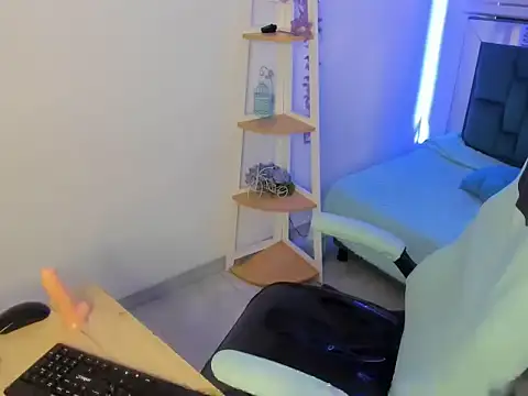 Zoe_Jonesw webcam