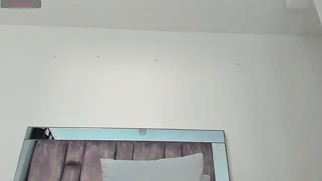 alyssia_ocean webcam