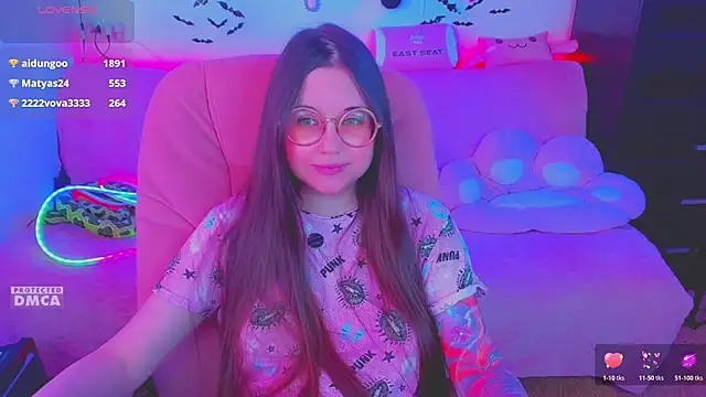 Lolisuccub webcam