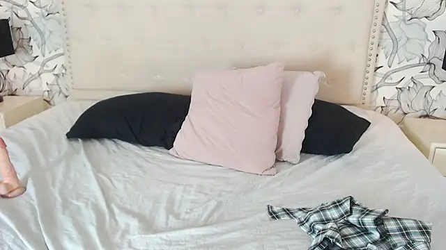 Venusandrea29 webcam