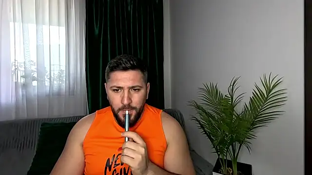 gold_alpha_boy - Gold_Alpha_Boy's free webcam - UK Sex Cams