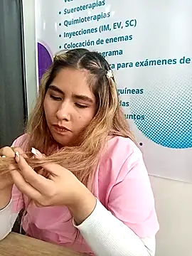 _Susy-Office1