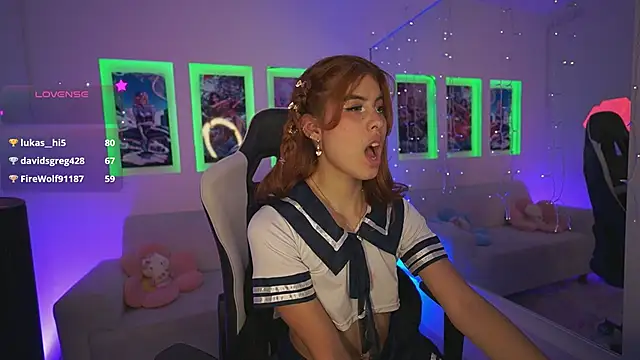 DahliaGrey webcam