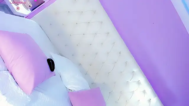 Nauthy_girl webcam