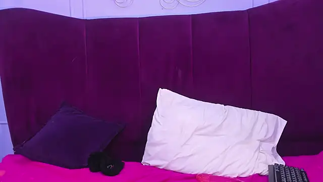 Nahomi_rosse webcam