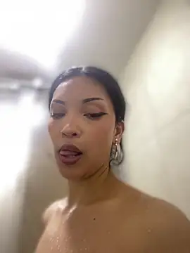 baby_lizy webcam