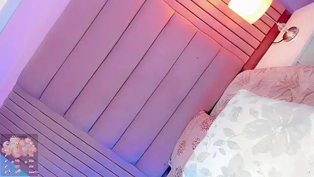 Camille_deluxe webcam