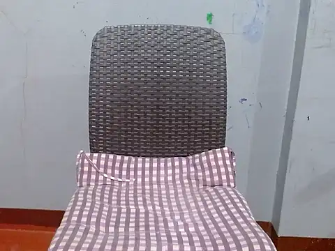 CreamyHotPussy4u webcam