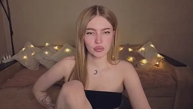 ViolettaLopez webcam