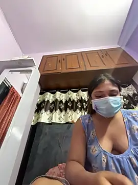 Yourhornynightmare webcam