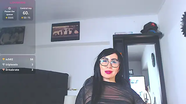 Vicky_hotmilf webcam
