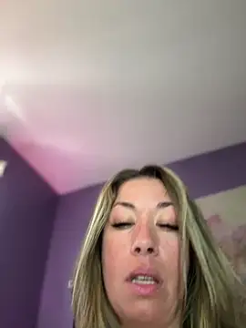 MiraKisss