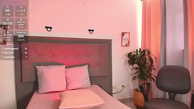 Kiara_noirr webcam