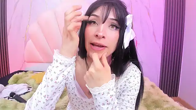 AliiceWonderland_ live sex cam