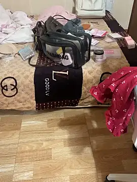 Mina048 webcam