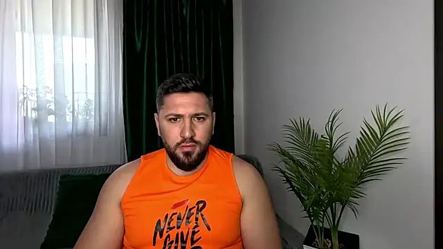 Gold_Alpha_Boy webcam