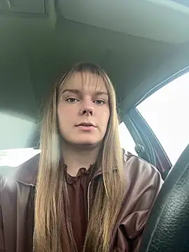 LisaFreierxx webcam