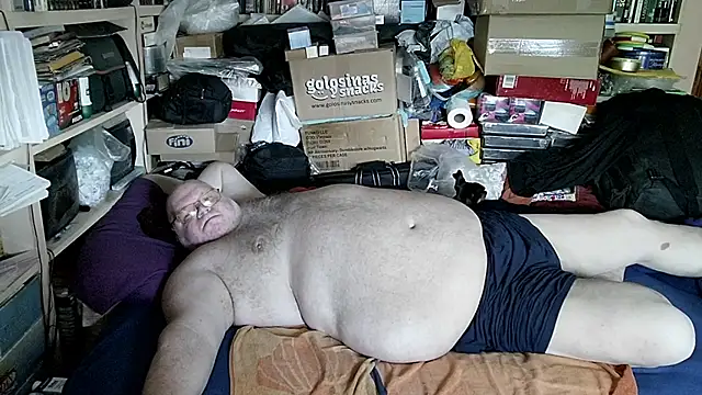 hadeszeuss2 (M mature) - #beardy #big #big-balls #hairy #hd #masturbation #mature #small-audience #small-cock #spanish #spanish-speaking #straight #uncut #white