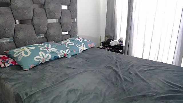 sara_hott_1 webcam