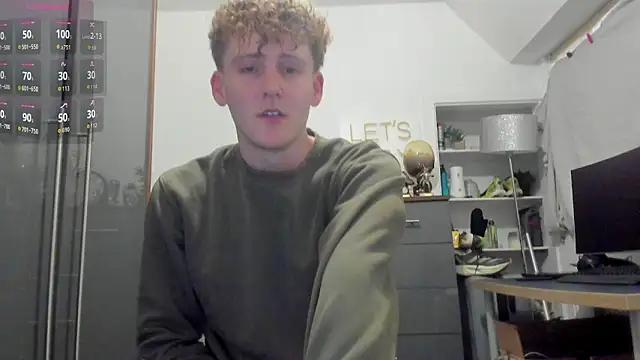 DominantAlex18 webcam