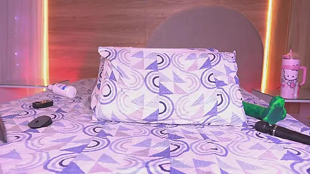 alexaa_walker webcam
