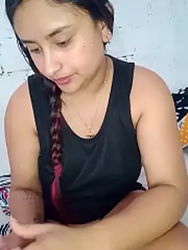 Webcam Model (sariitha_sw)  is live.Free join now!