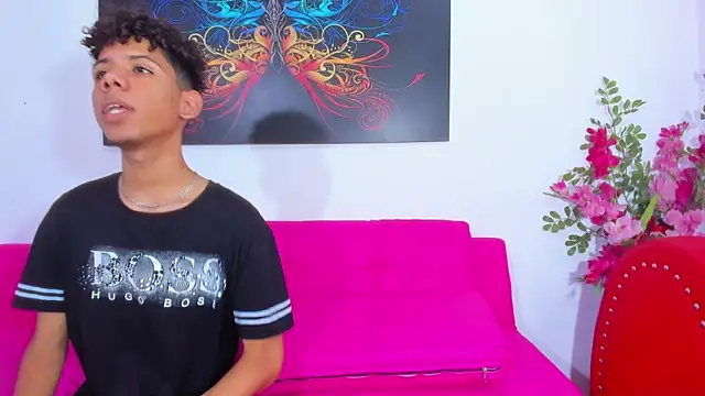 Spicy_guys webcam