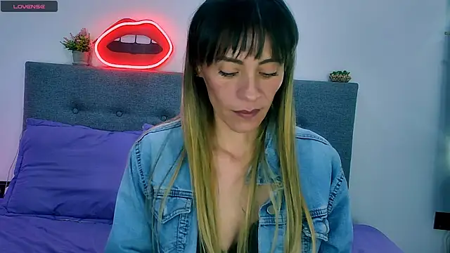 Lorena_sweet33 webcam